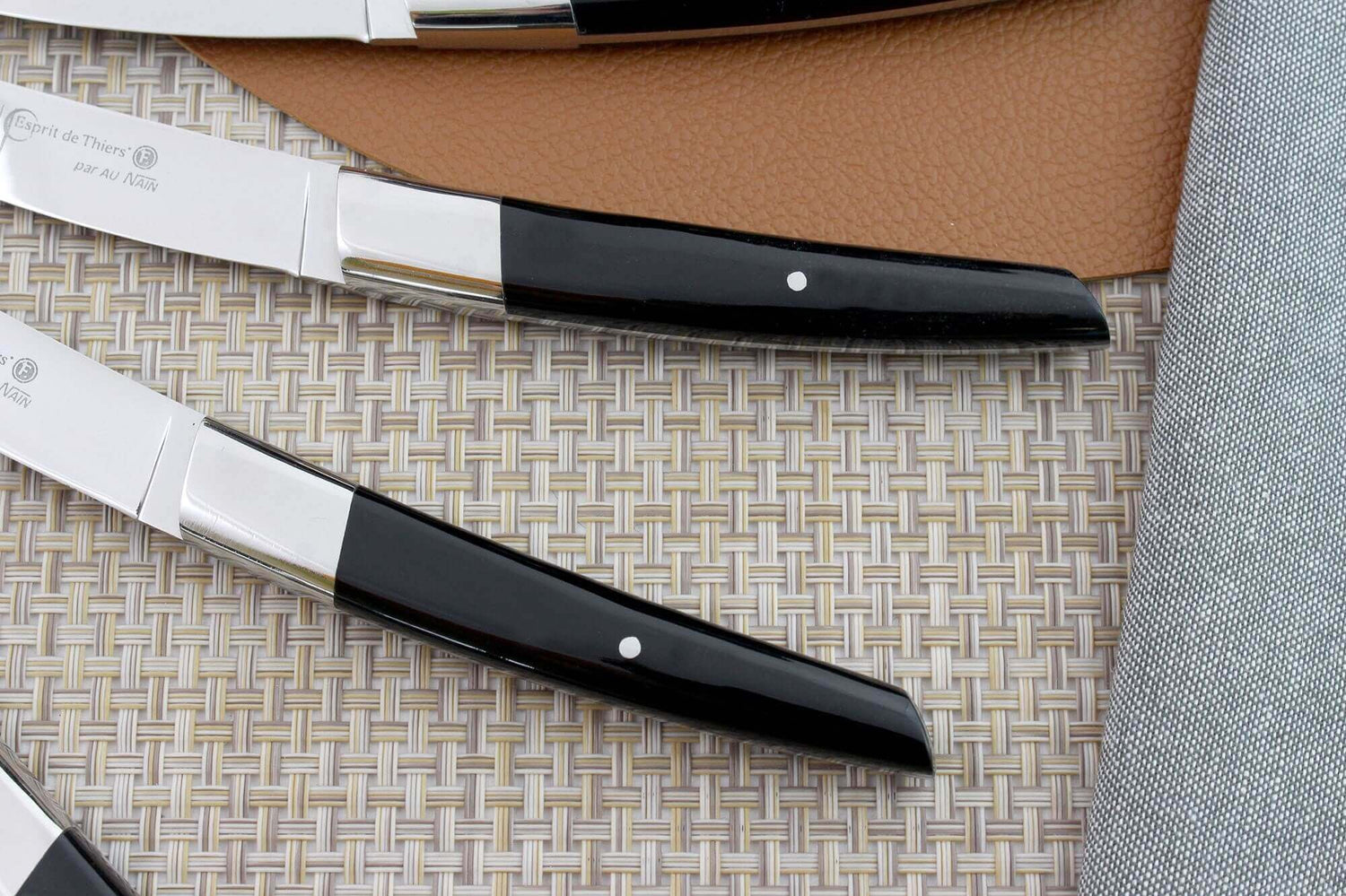 Coffret de table AU NAIN UP 4 couteaux à steak 11cm - Noir