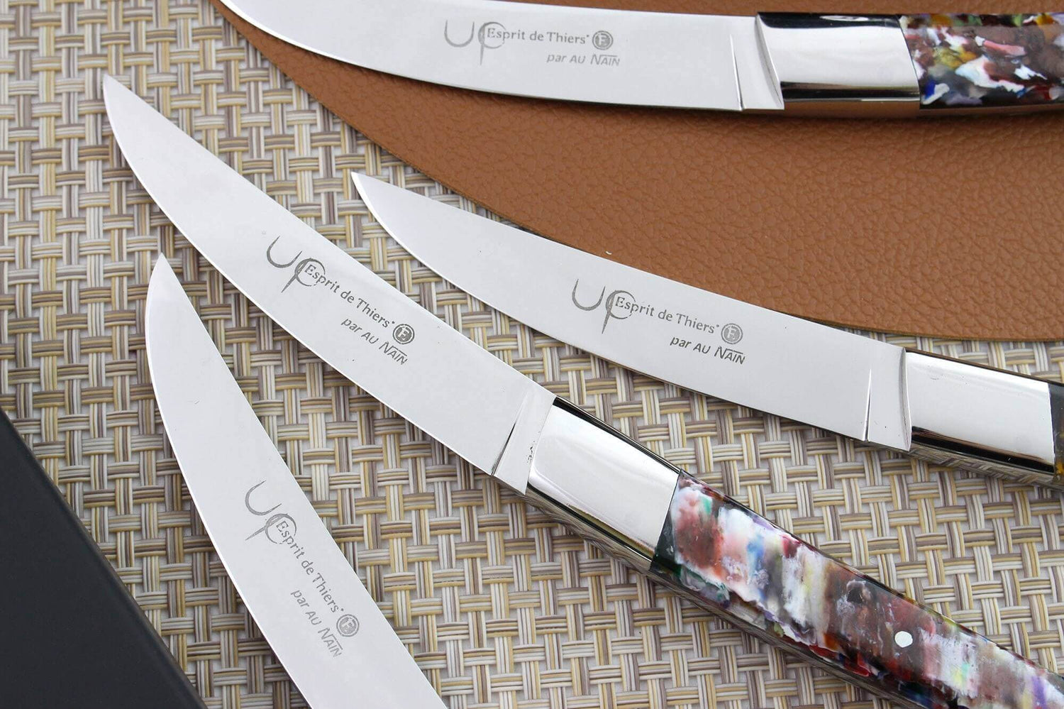 Coffret de table AU NAIN UP 4 couteaux à steak 11cm - Multicolore