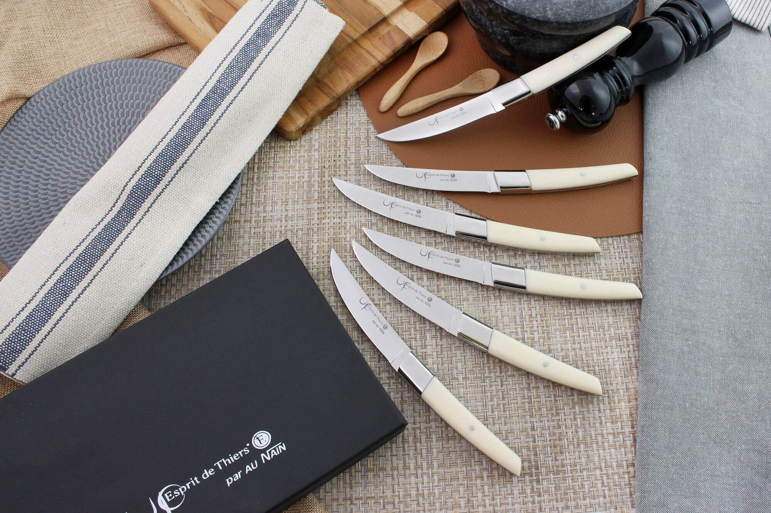 Coffret de table AU NAIN UP 6 couteaux à steak 11cm - Ivoire