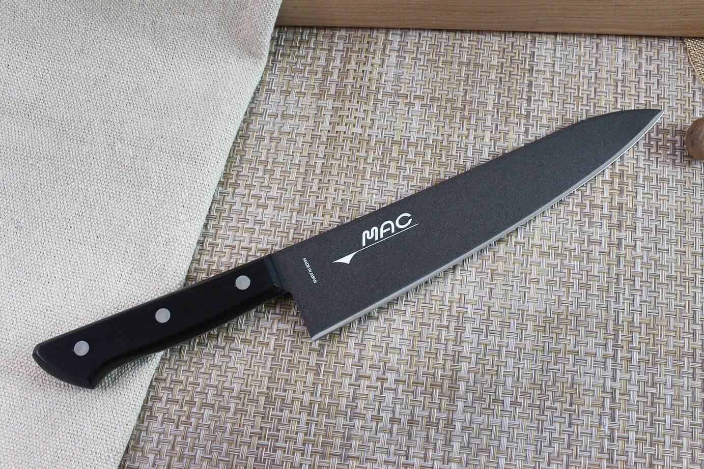 Couteau de chef japonais MAC Black 21.5cm