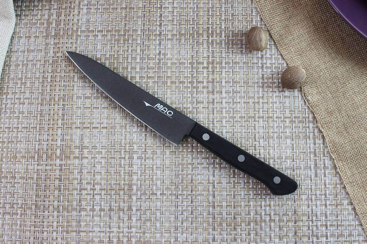 Couteau universel japonais MAC Black 13.5cm