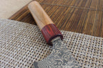Couteau de chef japonais artisanal Yoshimi Kato 21cm VG10 Nickel Damascus cerisier