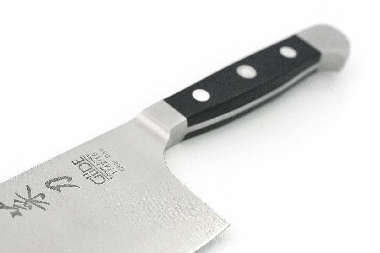 Couteau de chef chinois Güde Alpha 16cm en acier forgé