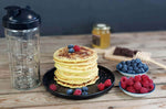 Coffret cadeau Cookut Shaker crêpes, pancakes + gaufres - 1 shaker + 1 tartineur + 1 livre recettes