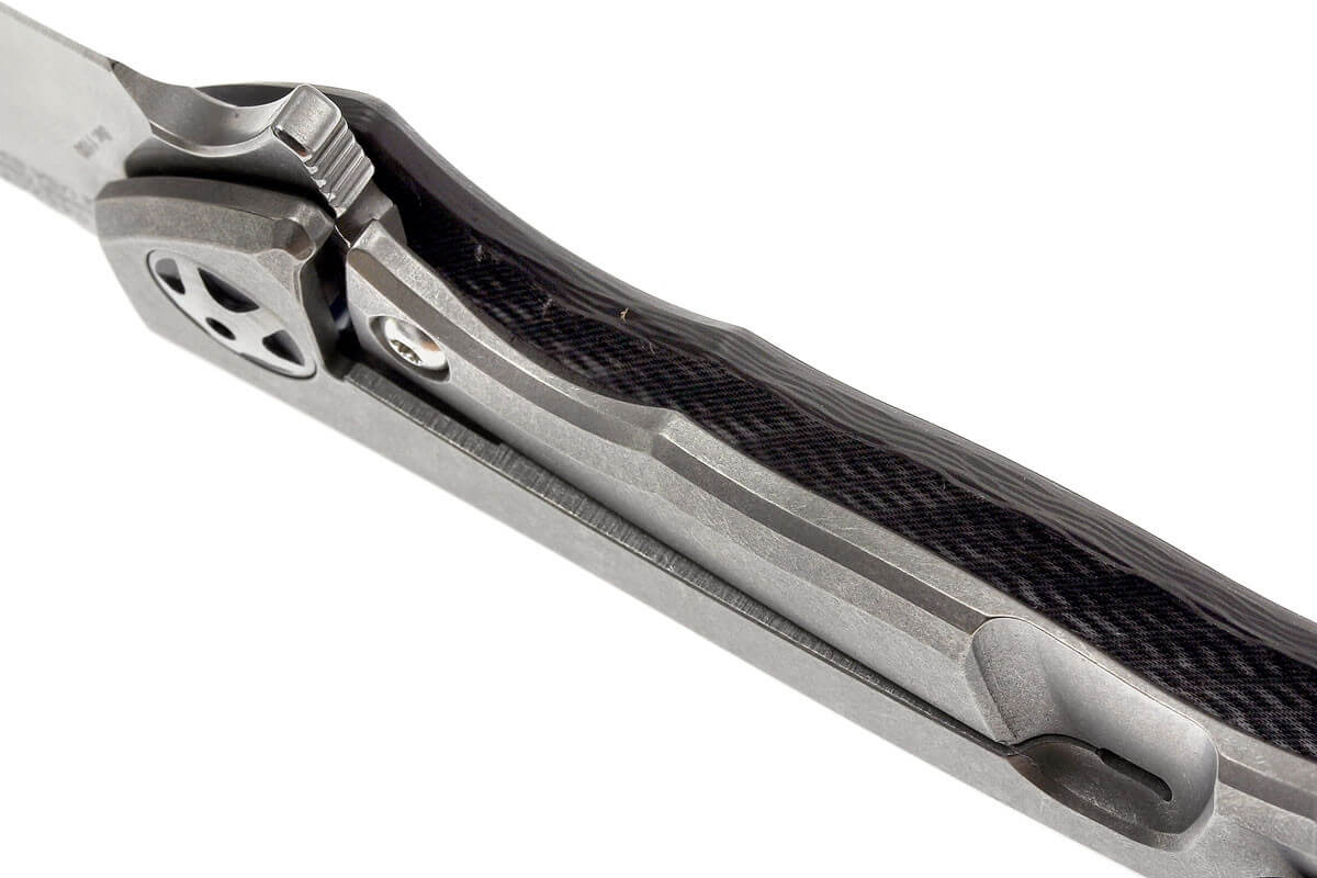 Couteau pliant Zero Tolerance ZT0452CF manche fibre de carbone et titanium 13,2cm