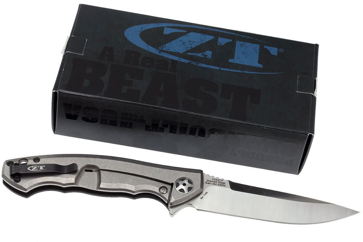 Couteau pliant Zero Tolerance ZT0452CF manche fibre de carbone et titanium 13,2cm