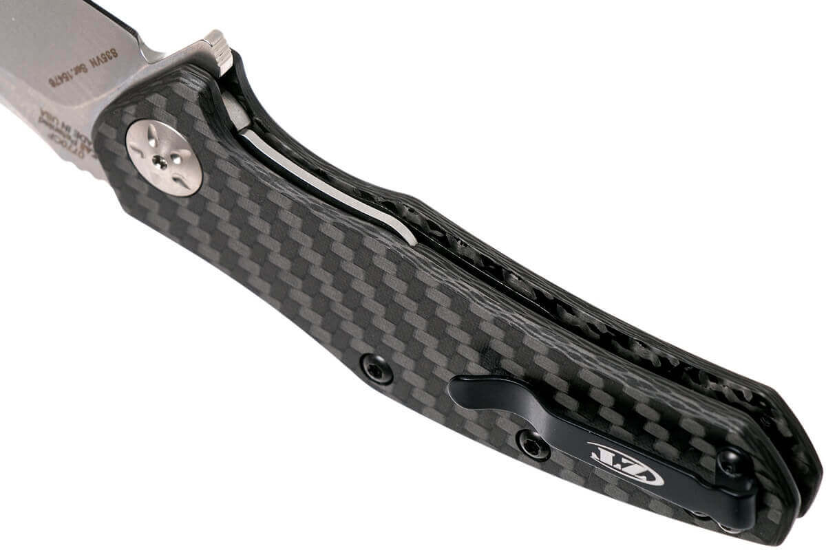 Couteau pliant Zero Tolerance ZT0770CF manche fibre de carbone 10,9cm