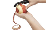 Eplucheur à légumes oscillant OXO good grips manche noir