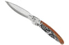 Couteau pliant K2.05M manche sandalwood et acier décor tribal 11,5cm