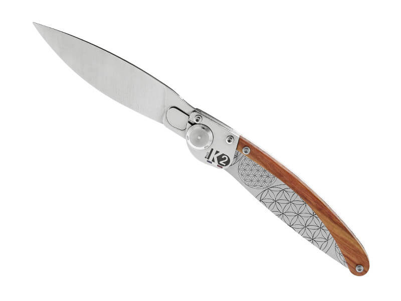 Couteau pliant K2.11M manche sandalwood et acier décor rosaces 11,5cm