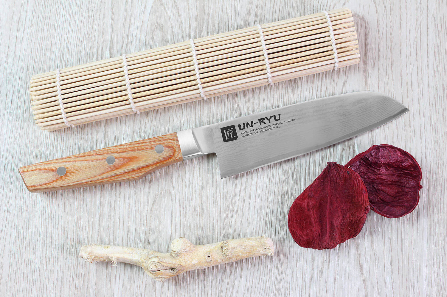 Couteau santoku japonais Shimomura Un-Ryu 16cm damas 33 couches