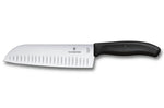 Couteau santoku alvéolé Victorinox SwissClassic 17cm noir sur carte