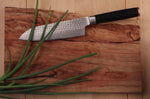 Couteau santoku Kotai lame martelée 18cm manche pakkawood avec fourreau
