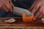 Couteau santoku Kotai lame martelée 18cm manche pakkawood avec fourreau