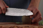 Couteau santoku Kotai lame martelée 18cm manche pakkawood avec fourreau