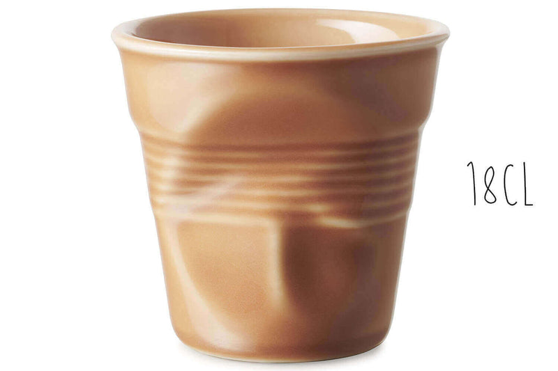 Tasse Revol Cappuccino Froissé 18cl en porcelaine Terre de Sienne