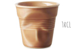 Tasse Revol Cappuccino Froissé 18cl en porcelaine Terre de Sienne