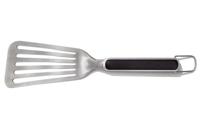 Spatule ajourée flexible OXO 37cm spéciale barbecue