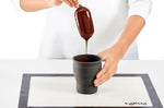 Set de 4 moules à glace Lékué Classic Creamy + pot en silicone noir