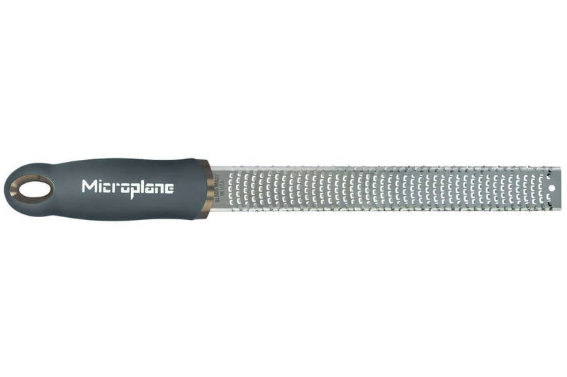Râpe-zesteur Microplane Premium Classic Gris Orage - 20,3cm
