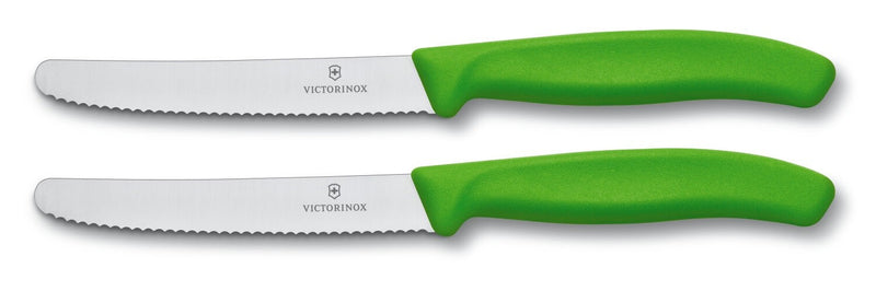 2 couteaux de table Victorinox verts lames crantées 11cm bout rond