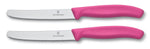 2 couteaux de table Victorinox roses lames crantées 11cm bout rond