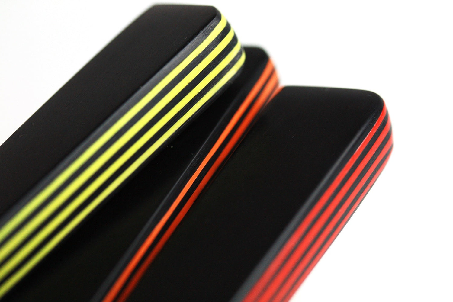 Couteau de table GÜDE Universel 10cm micro-denté manche noir/orange