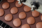 Set pour 24 macarons Lékué avec recettes incluses