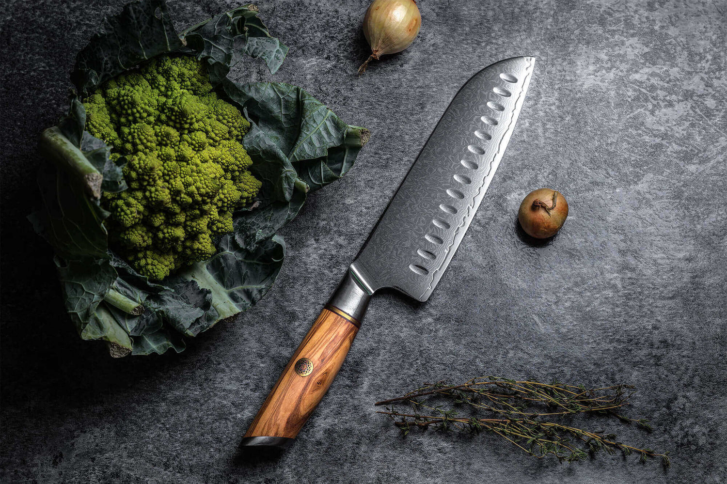 Couteau santoku Fukito Olive Damas alvéolé 14Cr 18cm