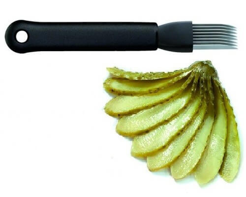 Coupe cornichons TRIANGLE 8 lames inox acérées 18 cm