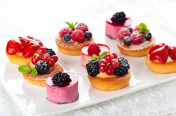 Boîte 30 petits-fours Gobel anti-adhérent - 5 formes