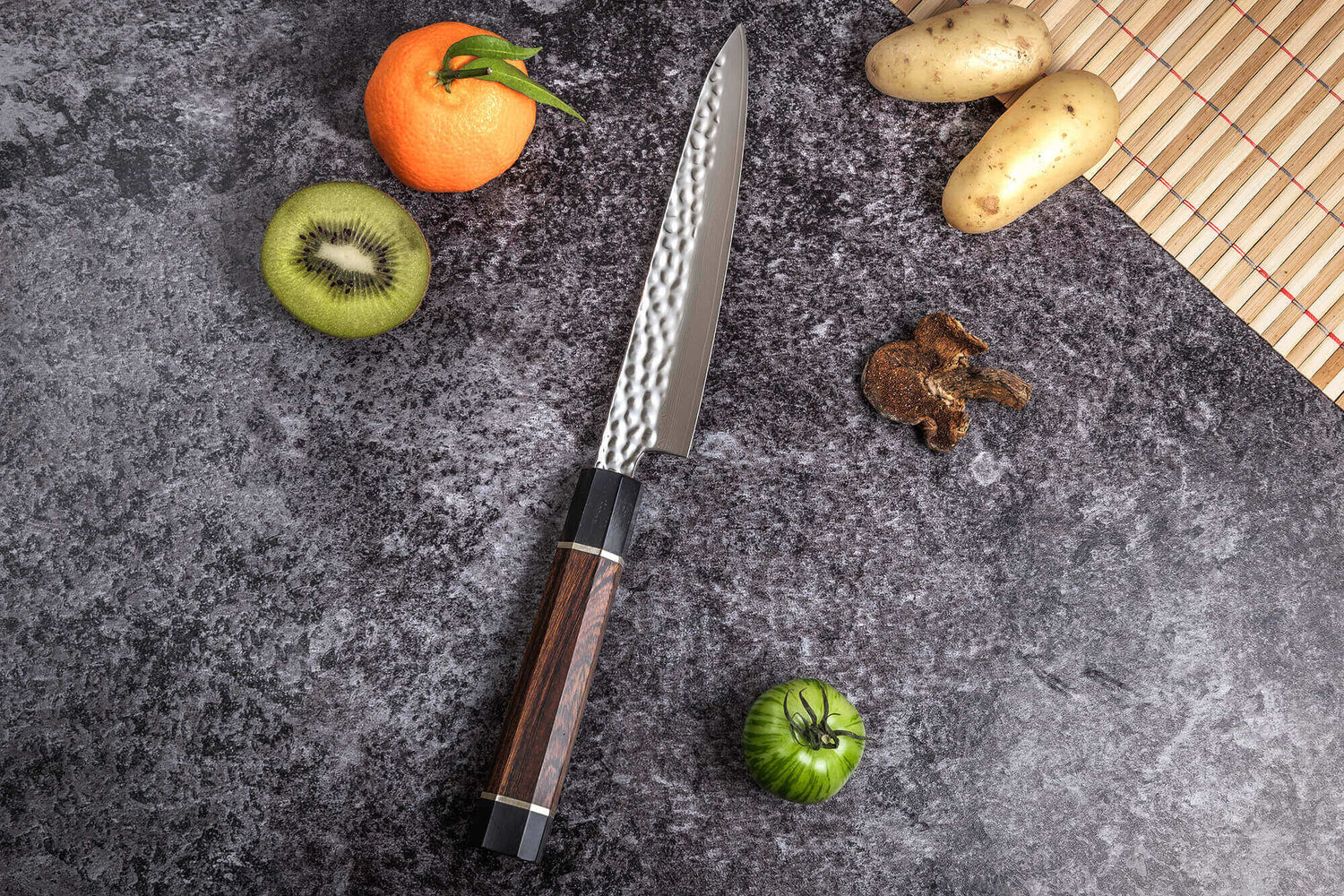 Couteau universel Sayuto Desert Damas martelé 15cm