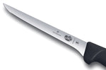 Couteau à désosser Victorinox 5.6403.15 lame usée étroite 15cm manche fibrox noir