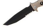 Couteau de survie Wildsteer Tork lame noire semi-dentée 13,3cm manche Tactiprène marron avec brise-vitre + étui + pierre à feu