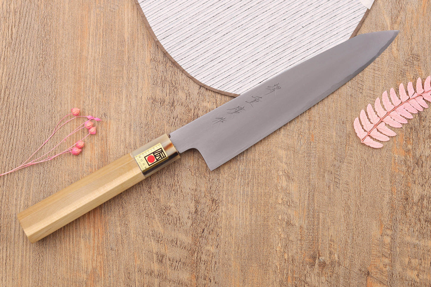 Couteau kiritsuke japonais artisanal Kasahara Shigehiro forgé par Yoshikazu Ikeda 21cm