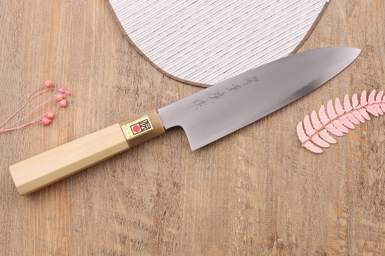 Couteau santoku japonais artisanal Kasahara Shigehiro forgé par Yoshikazu Ikeda 18cm