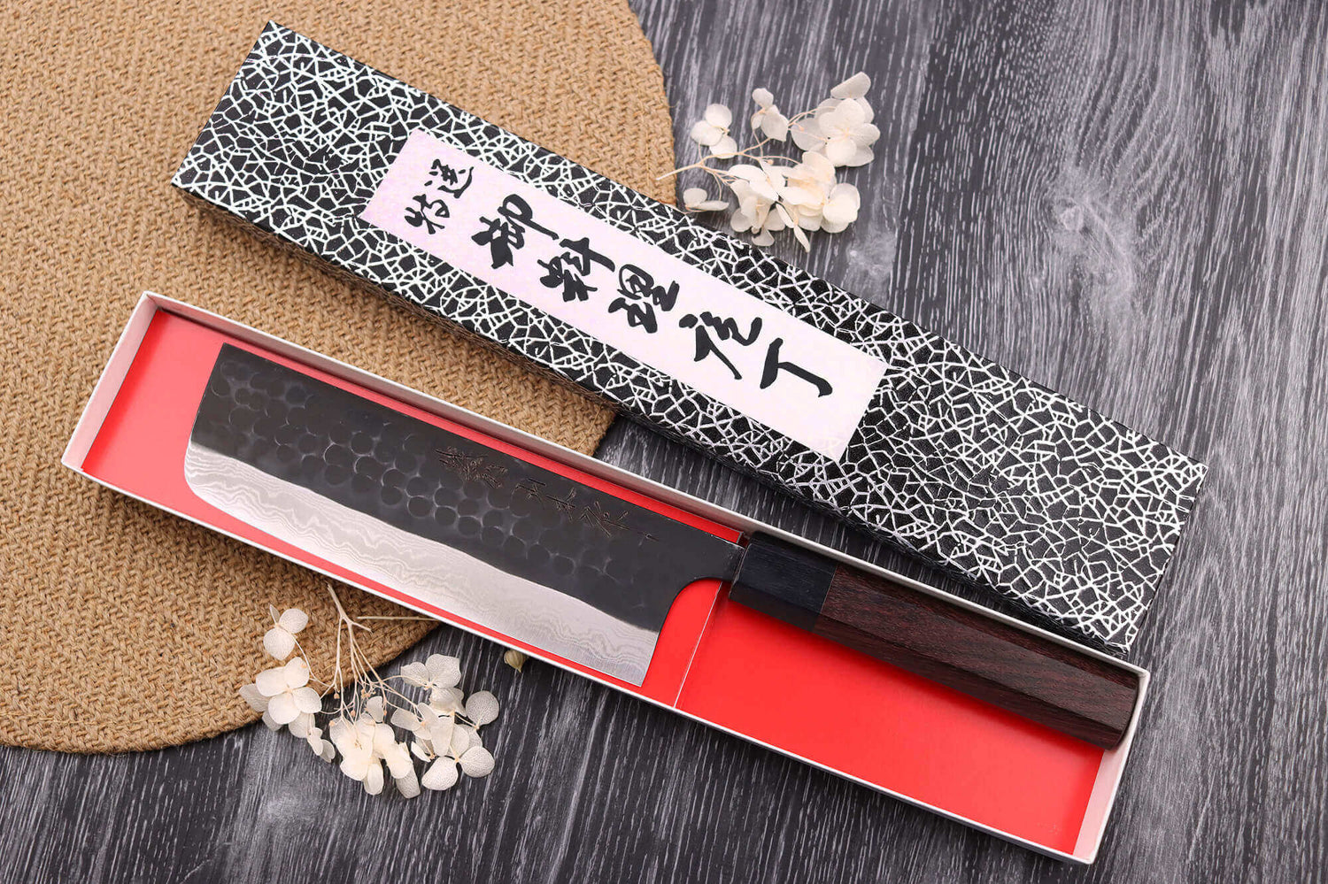 Couteau nakiri japonais artisanal Nao Yamamoto Damas AS brut de forge 16,5cm