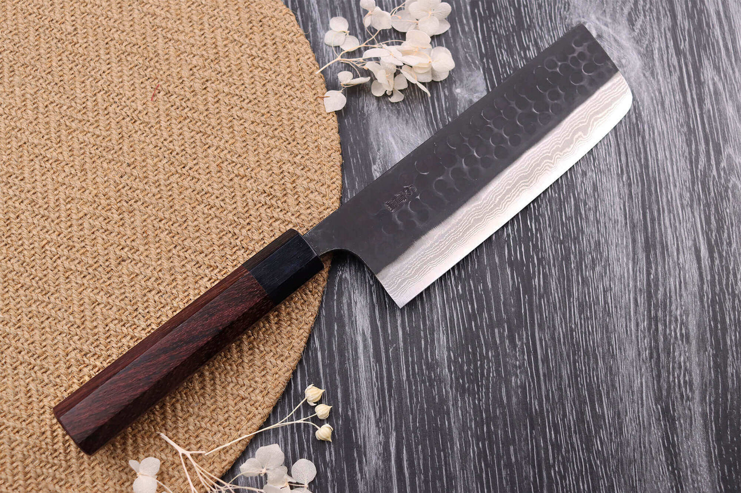 Couteau nakiri japonais artisanal Nao Yamamoto Damas AS brut de forge 16,5cm