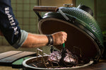 Rack de rôtisserie en V pour barbecues Big Green Egg Small et Medium