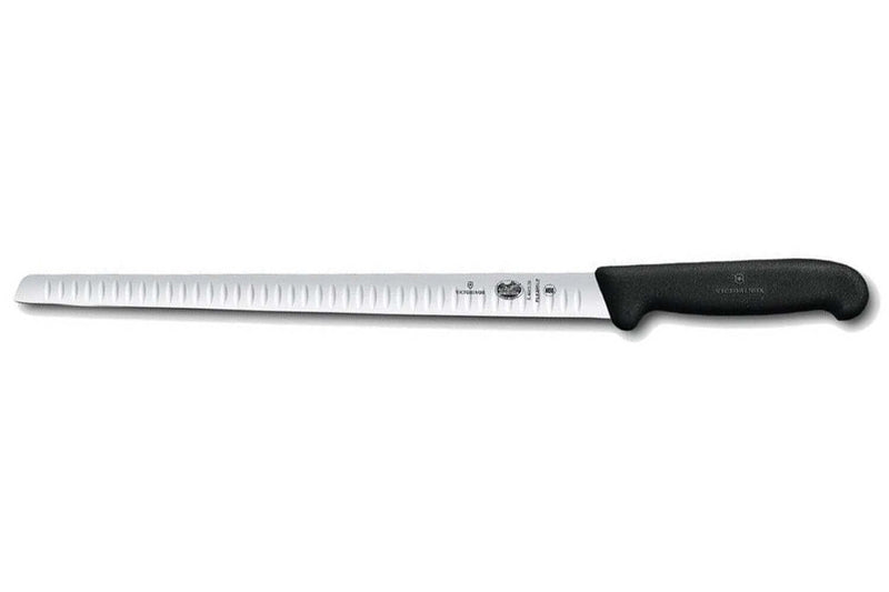 Couteau à saumon Victorinox - lame flexible alvéolée 30 cm - manche Fibrox noir