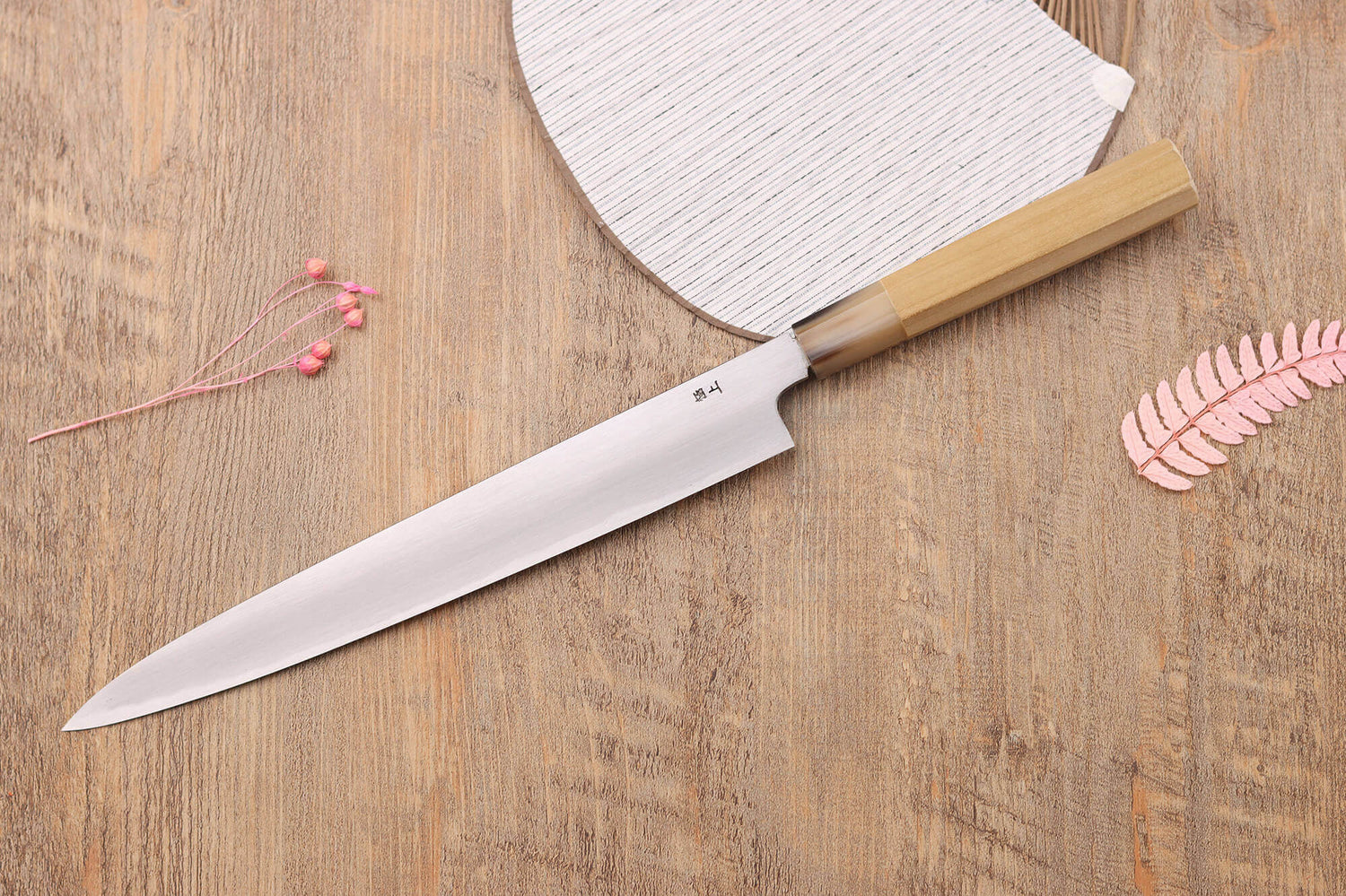 Couteau sujihiki japonais artisanal Kasahara Shigehiro forgé par Yoshikazu Ikeda 27cm