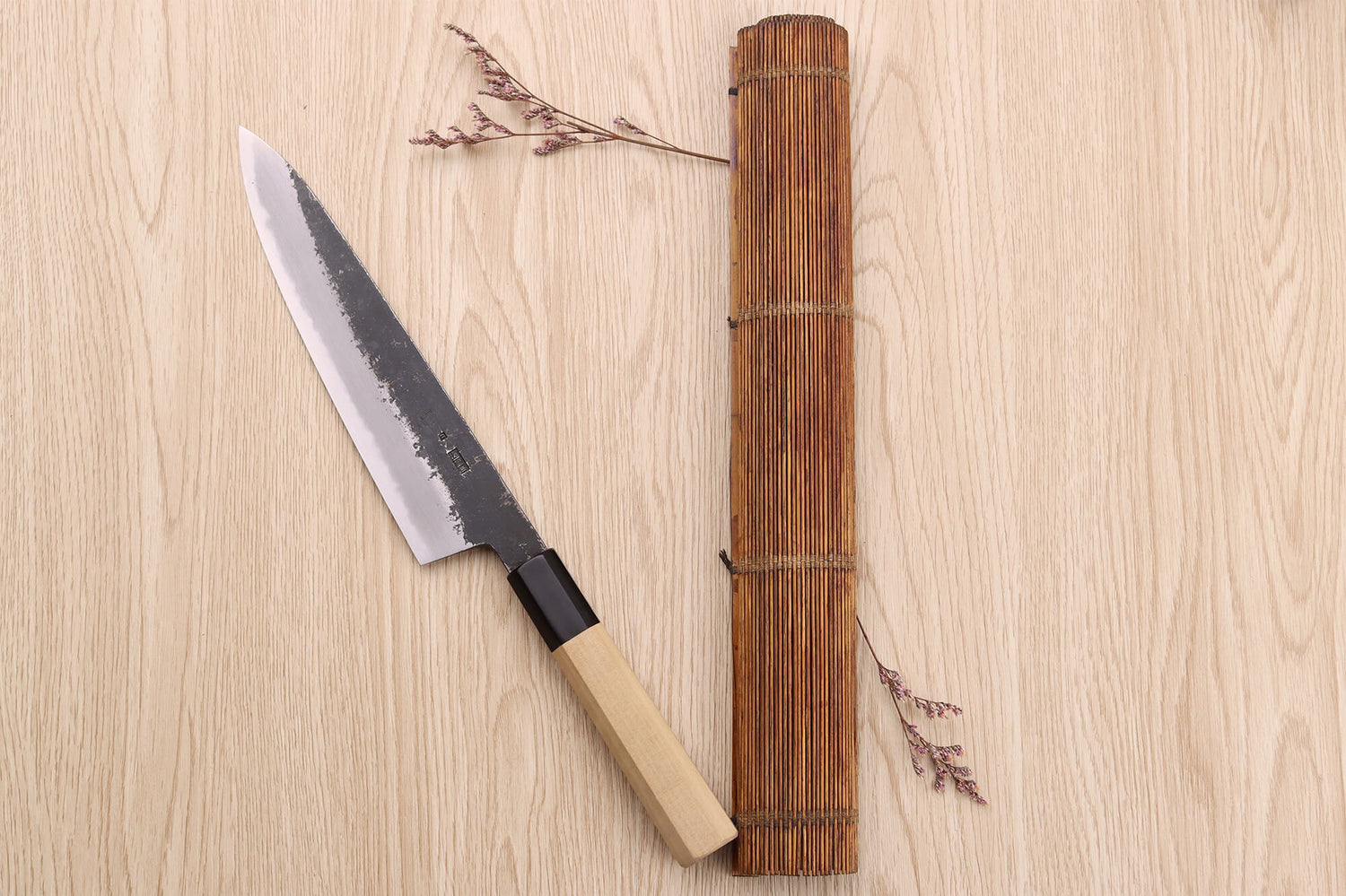 Couteau de chef 21cm japonais artisanal Sakai Kikumori Kikuzuki Kuro