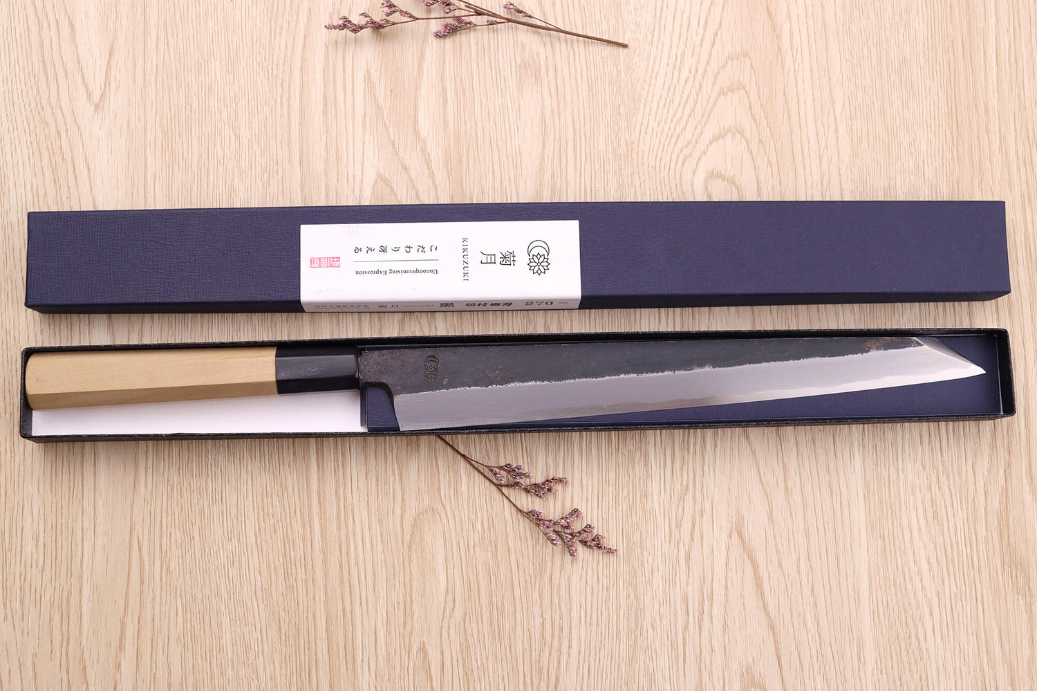 Couteau yanagiba kiritsuke 27cm japonais artisanal Sakai Kikumori Kikuzuki Kuro