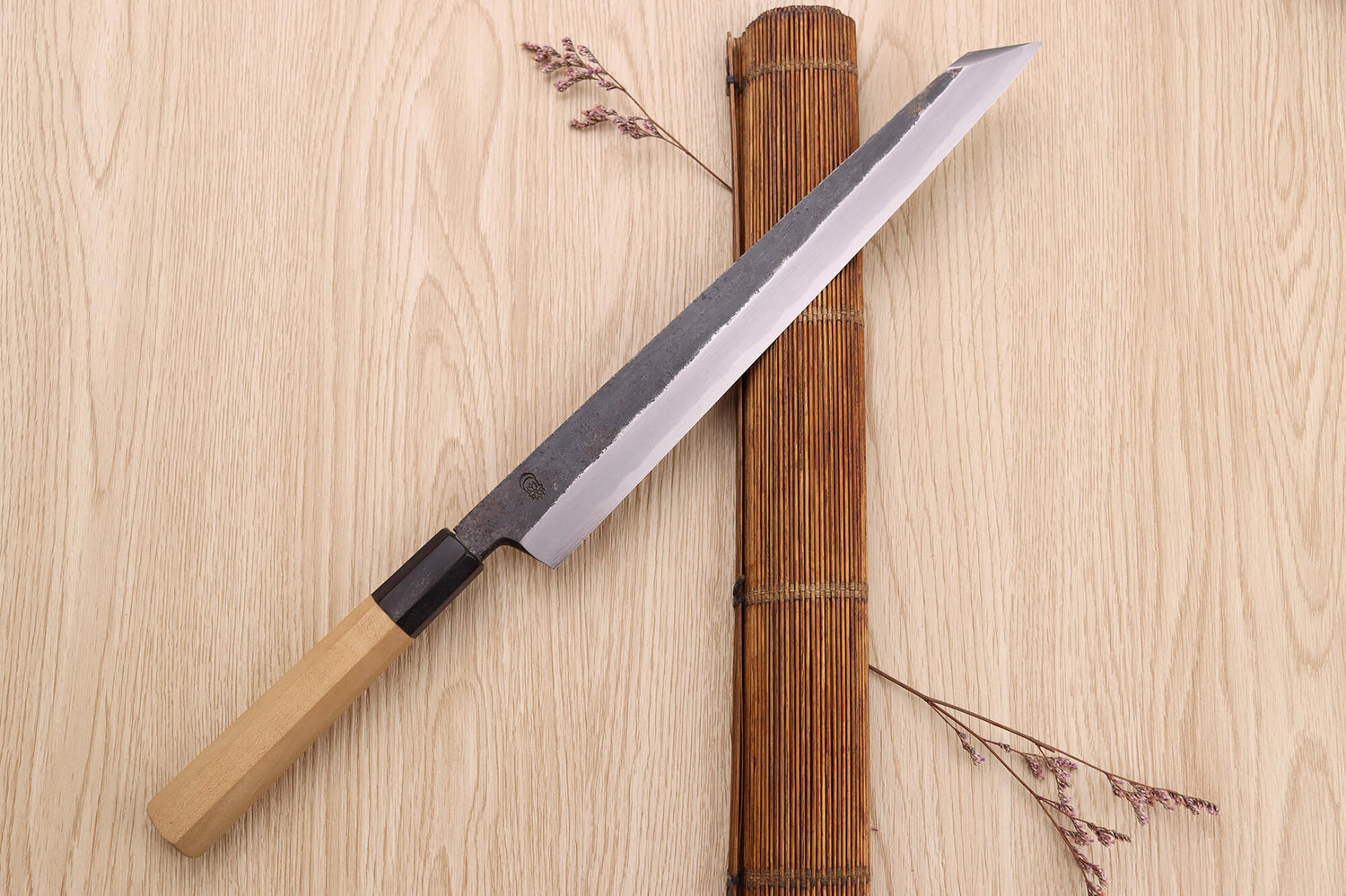 Couteau yanagiba kiritsuke 27cm japonais artisanal Sakai Kikumori Kikuzuki Kuro