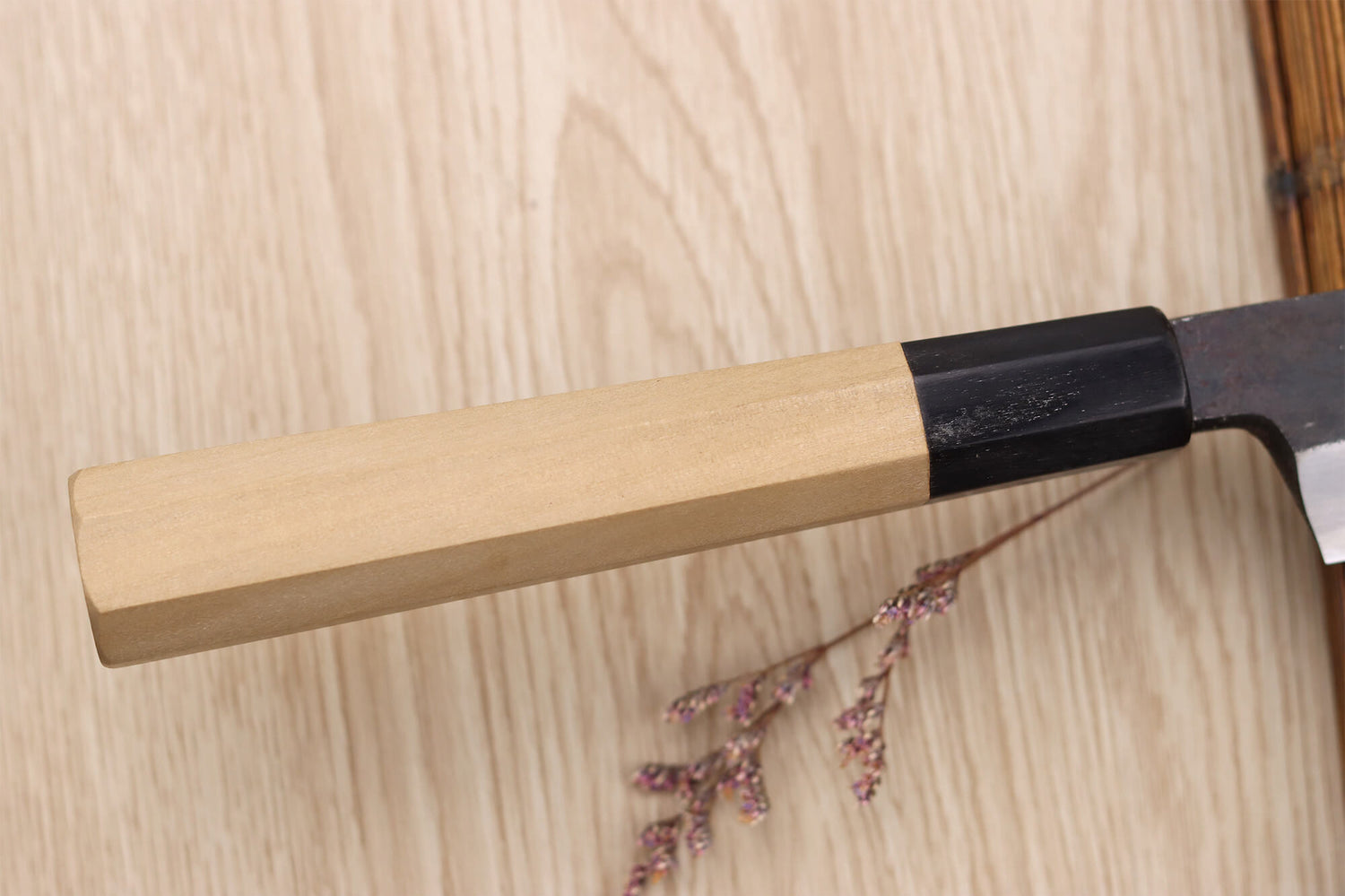 Couteau yanagiba kiritsuke 27cm japonais artisanal Sakai Kikumori Kikuzuki Kuro