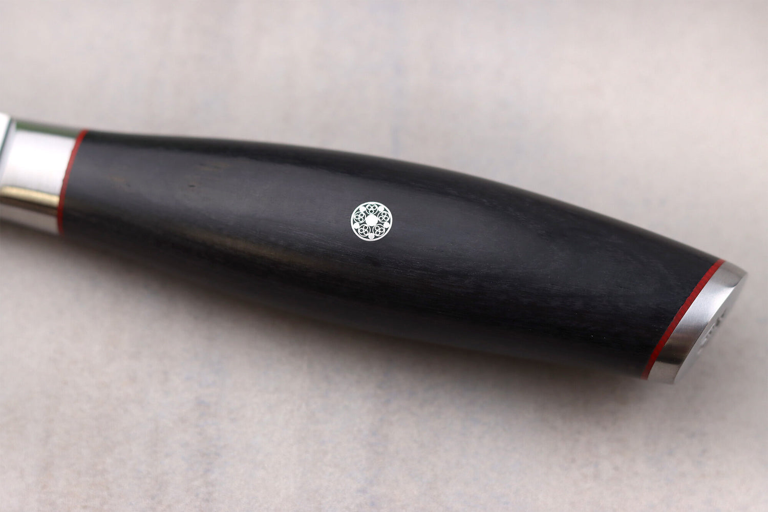 Couteau universel 12cm Wusaki Fujiko Black 10CR