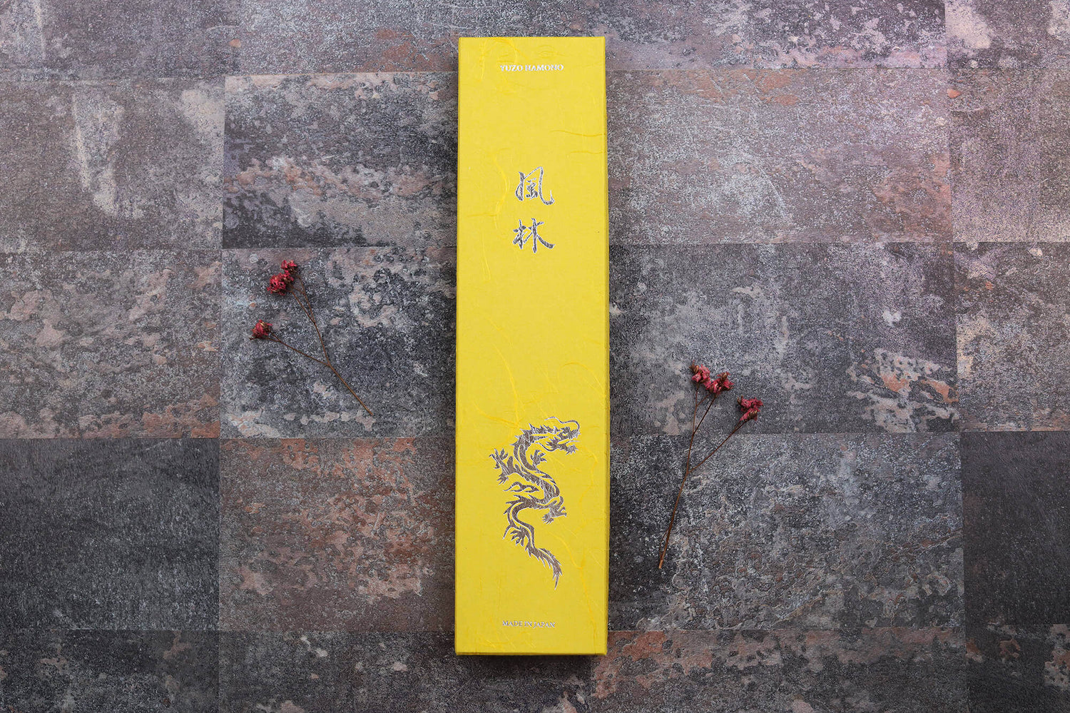 Couteau santoku 16,5cm japonais artisanal Yuzo Black SLD ébène et olivier