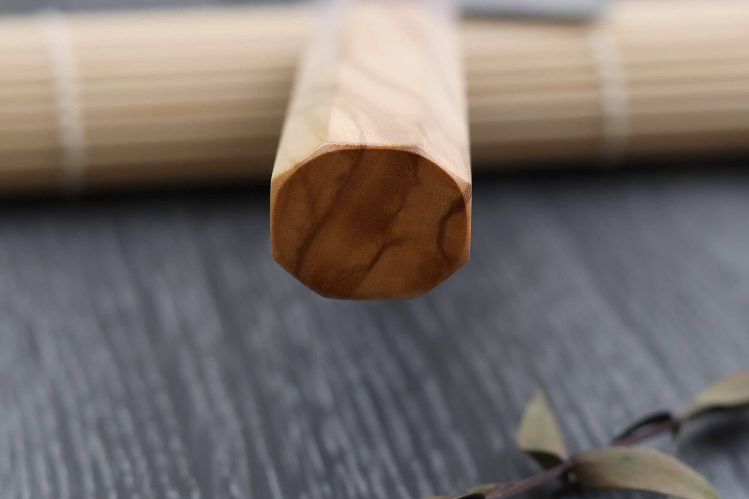 Couteau nakiri 16,5cm japonais artisanal Yuzo SLD olivier et cognassier