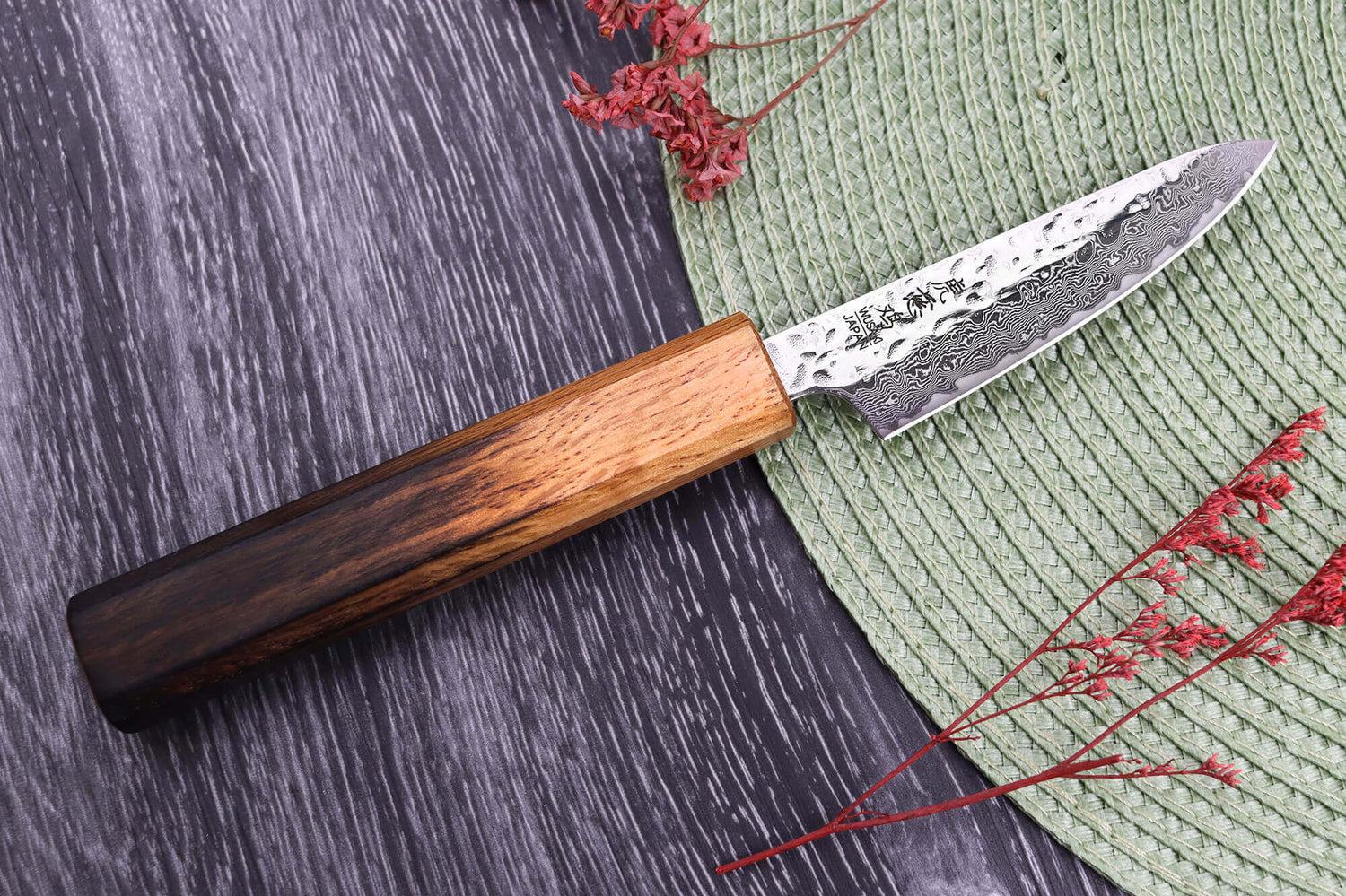 Couteau d'office japonais artisanal Wusaki Yaketa AUS10 damas 8cm