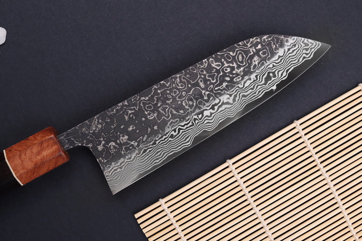 Couteau santoku 16,5cm japonais artisanal Masashi Yamamoto SLD Kuro damas
